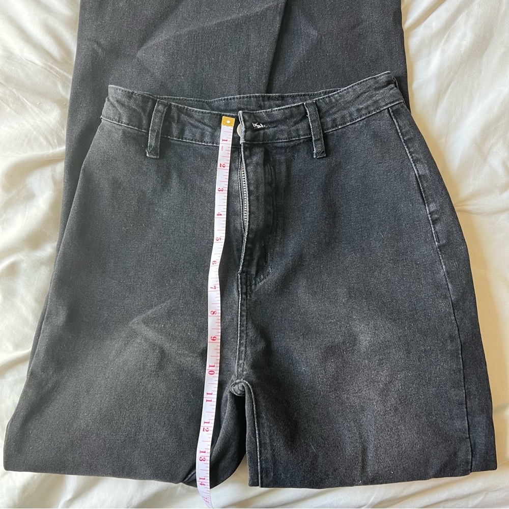 SHEIN High Wait Contrast Flare Jeans - Picture 7 of 8